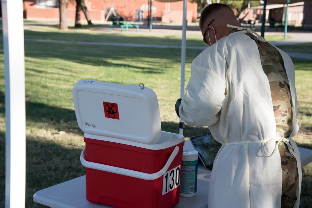 AZNG soldiers facilitate COVID-19 tests for AZ State employees