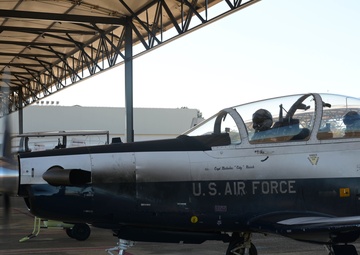 From Cameroon to U.S. pilot; student seeks wings