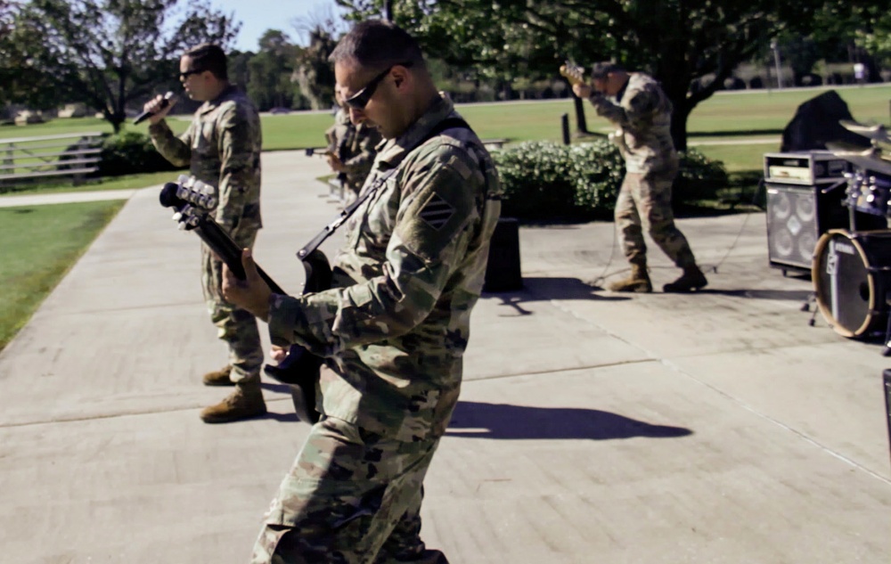 3rd ID band rocks out Dog Face Soldier Song