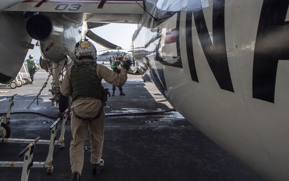 VAW 116 CO Pre-Flight Inspection