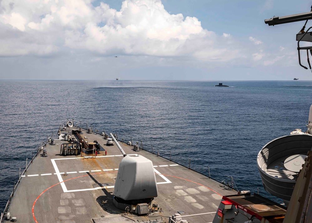 McCain participates in PHOTOEX during Malabar 2020