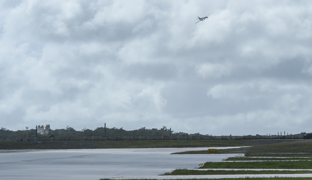 9th EBS completes sorties, hot-pit training