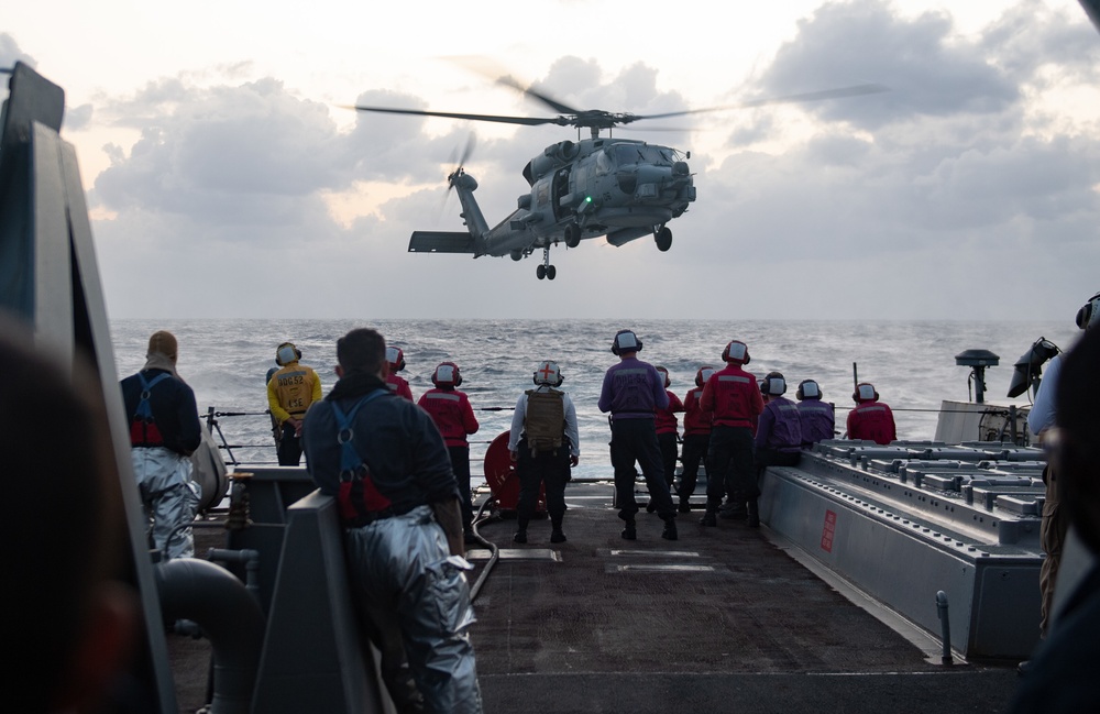 USS Barry Conducts a Part Transfer with USS Shiloh