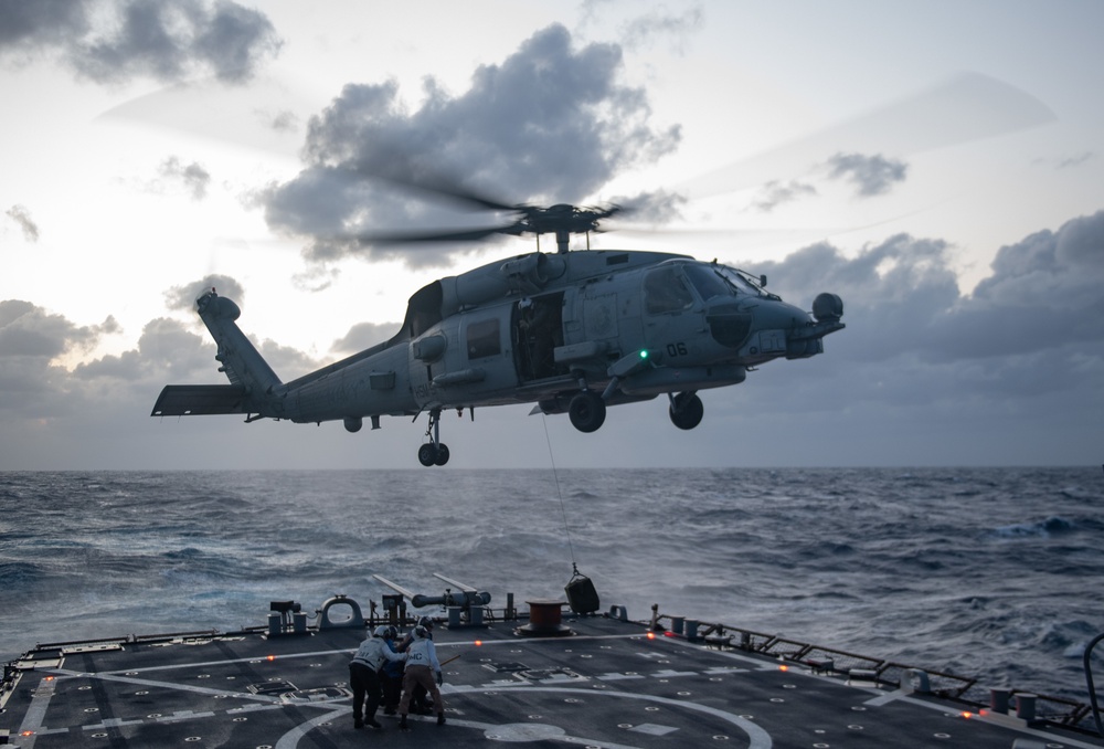 USS Barry Conducts a Part Transfer with USS Shiloh