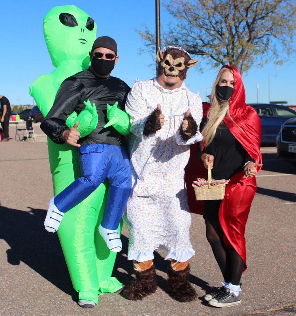 50th FSS hosts trunk decorating contest