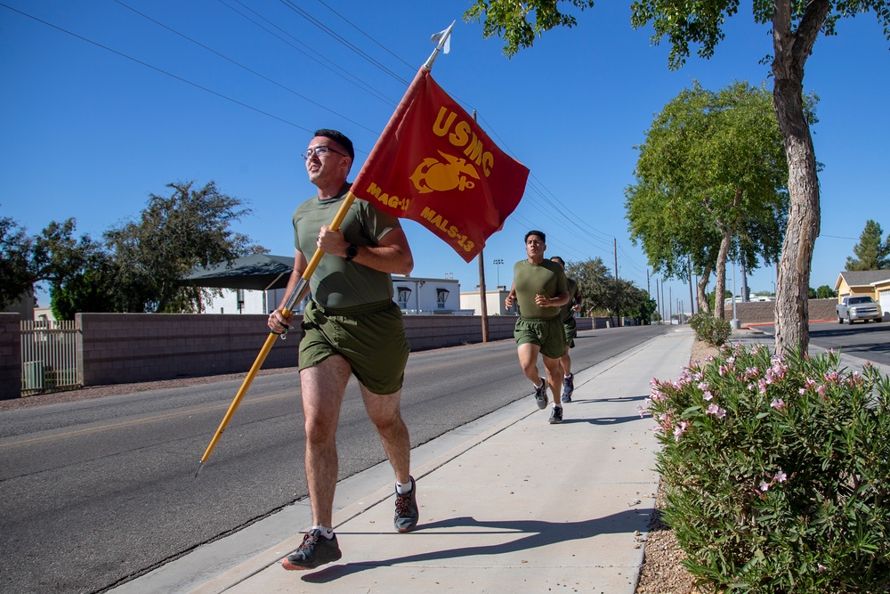 MALS-13 runs for the Marine Corps Birthday