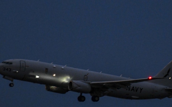 VP-1 Conducts Training Flight