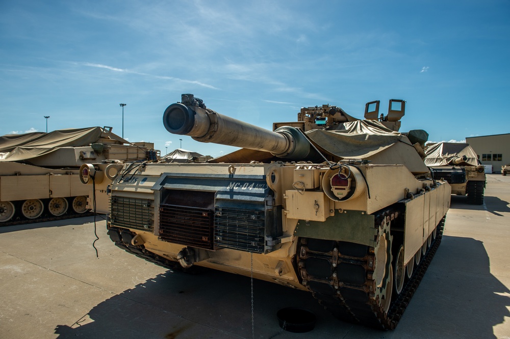 Making A Tanker.  Bassam Cozzo. Making A Tanker.  Bassam Cozzo.