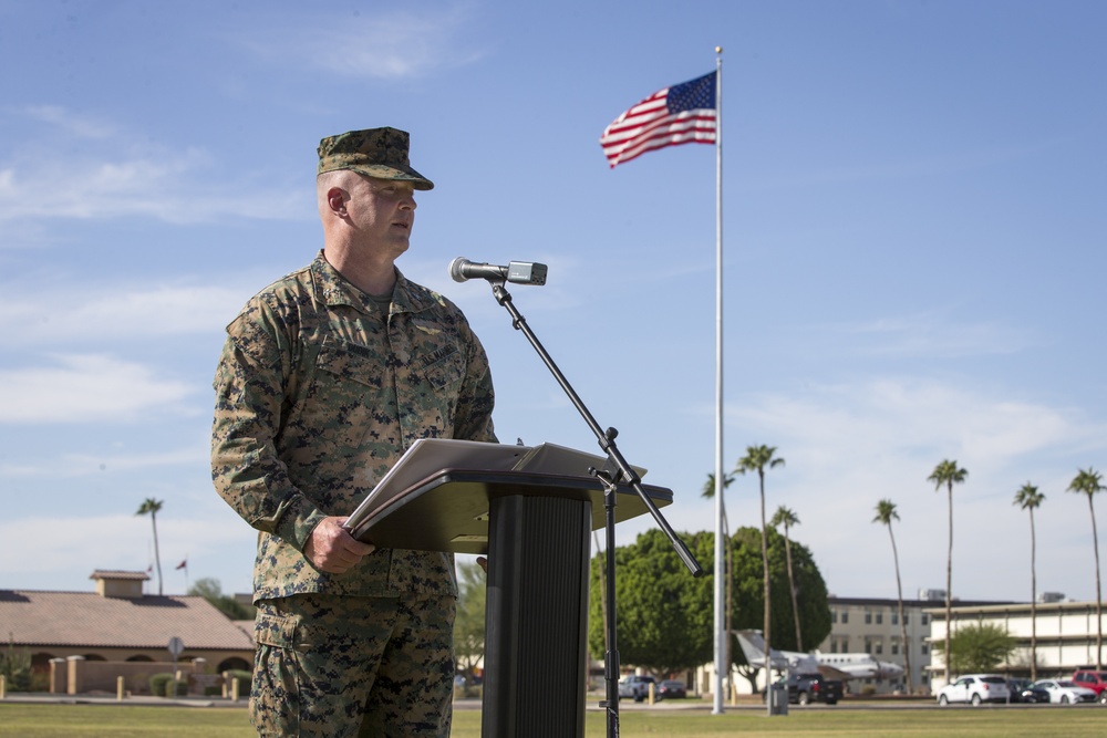 MCAS Yuma Cuts the Cake for 245th Birthday