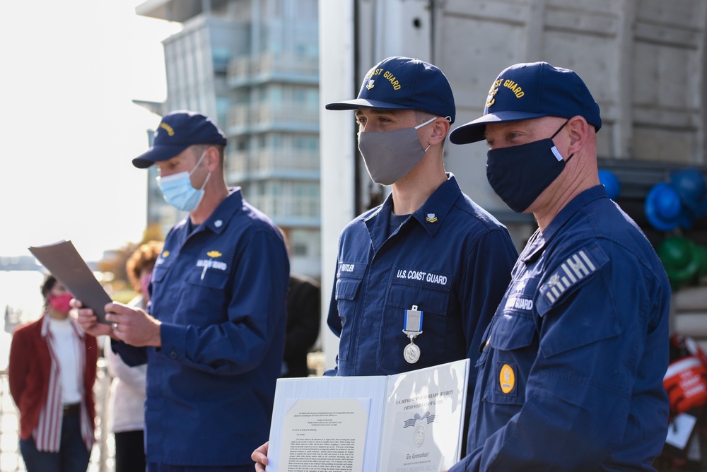 Coast Guard member receives Silver Lifesaving Medal in Boston