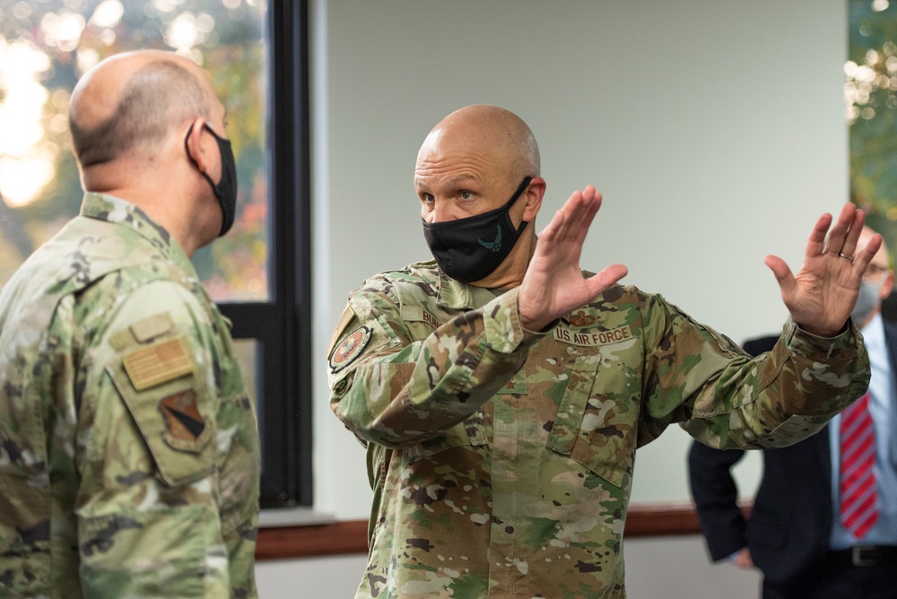 Gen. Bunch Tours the 88th ABW