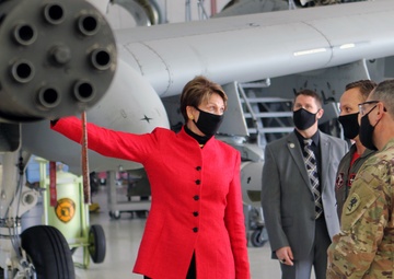 Secretary Barrett Visits Selfridge