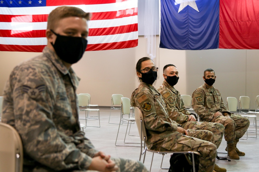 Service members conduct JRSOI in Texas to support El Paso hospitals
