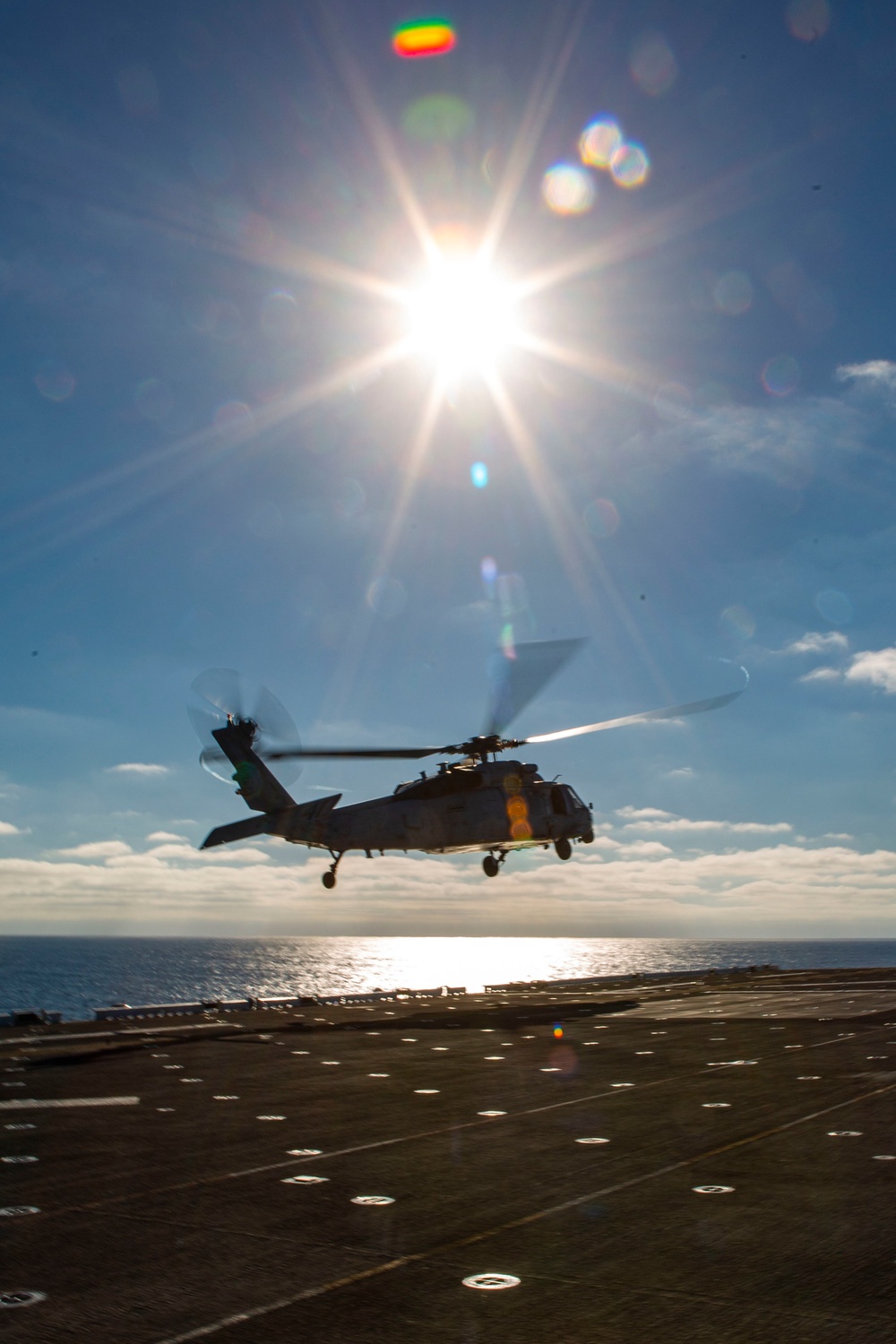 15th MEU forward command element departs USS Makin Island for training