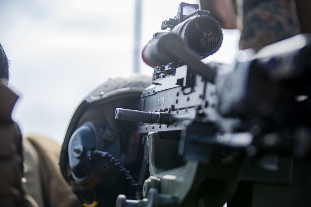 15th MEU LAR Marines refuel light armored vehicles