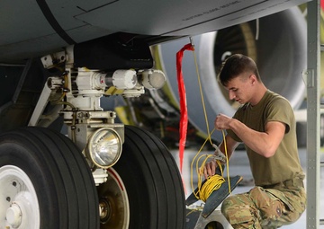 Grounding and Bonding of a KC-135R
