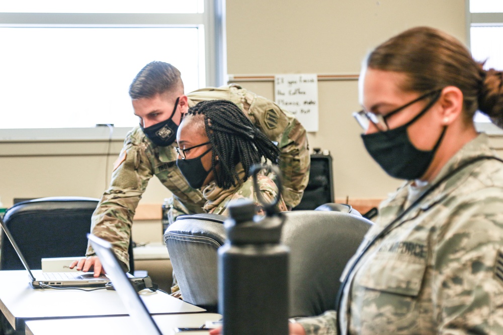 Service members conduct JRSOI in Texas to support El Paso hospitals