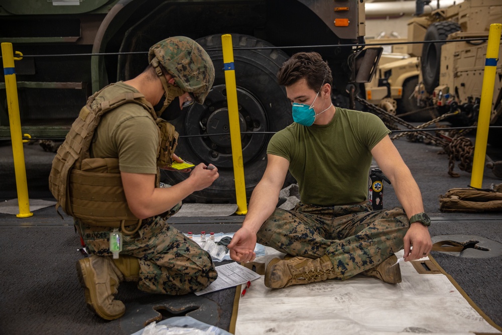 15th MEU Marines, Sailors conduct Valkyrie emergency fresh whole blood transfusion training aboard USS Somerset