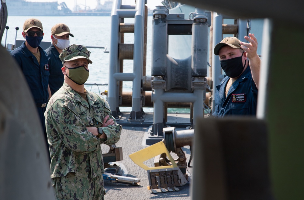 Master Chief Petty Officer of the Navy Visits U.S. 5th Fleet