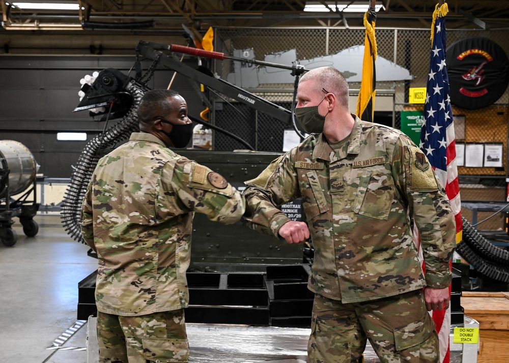 13th Command Chief of the ANG Visits the 175th Wing