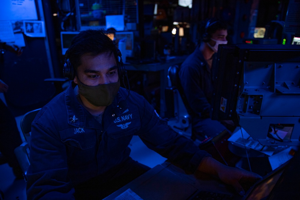 Sterett Sailor Stands Watch in the Combat Information Center