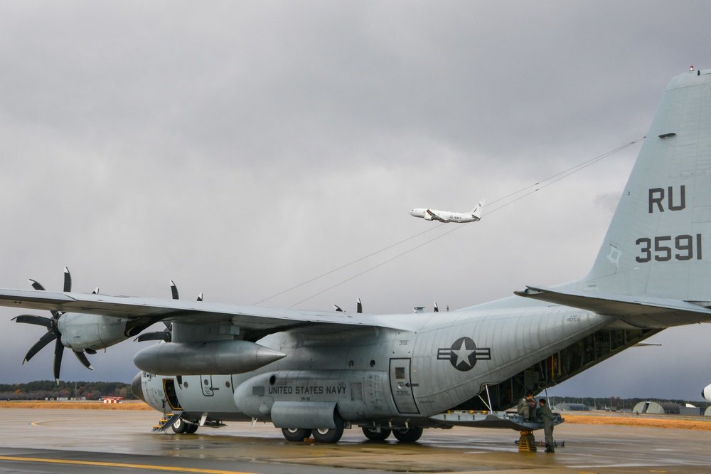 VR-55 Prepares to Load Cargo onto C-130