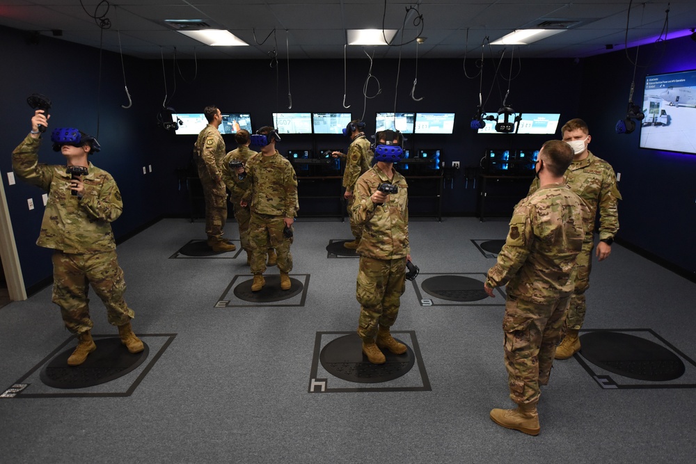 317th Airlift Wing enhances training with VR systems