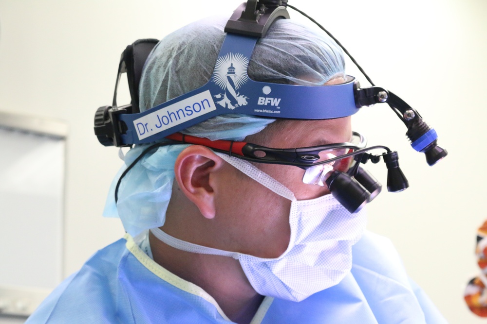 EACH plastic surgeon eliminates patients’ migraines