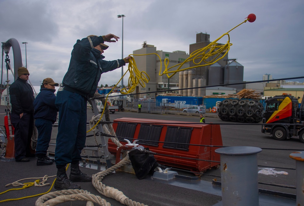 USS Roosevelt (DDG 80)