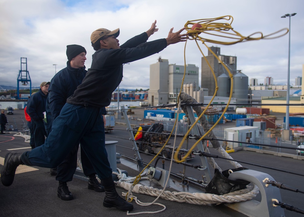 USS Roosevelt (DDG 80)