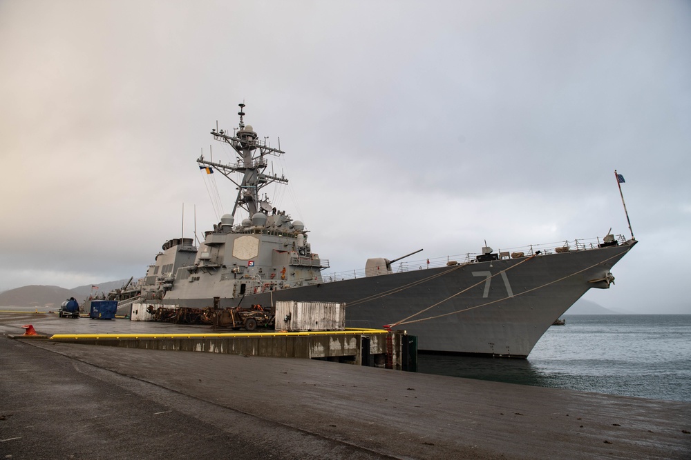 USS Ross (DDG 71) patrol 10