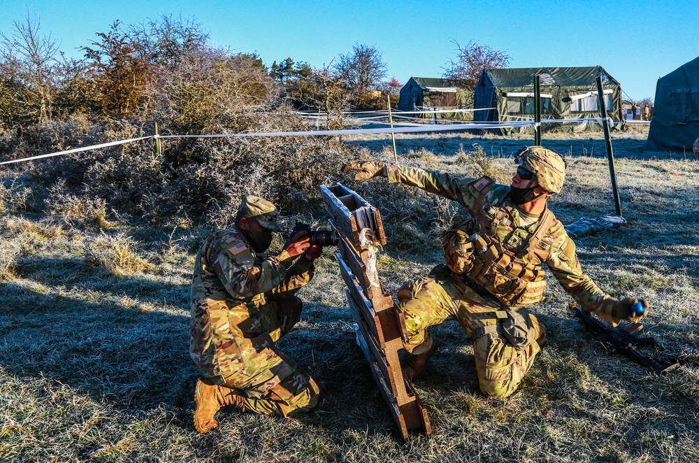 U.S. Army Soldiers conduct weapons training during EIB/ESB