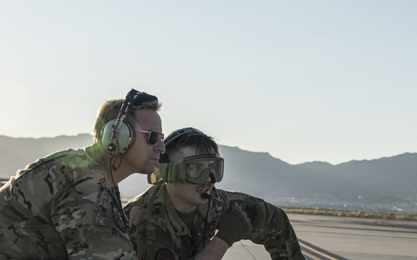 Leadership dives into Bushwhacker 20-07