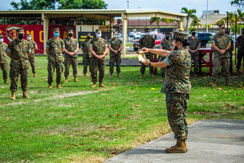 3rd Marine Regiment: Cutting the cake