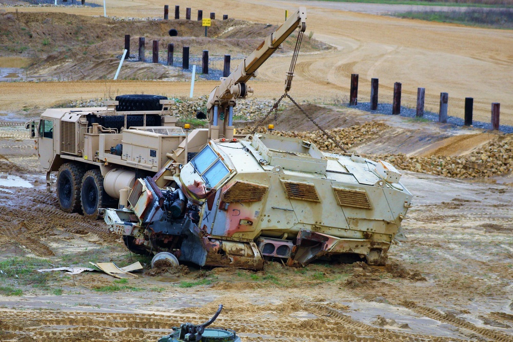 Fort McCoy RTS-Maintenance holds first vehicle recovery operations course for fiscal year 2021