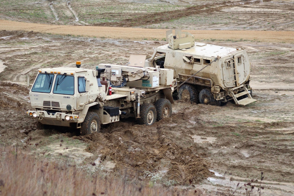 Fort McCoy RTS-Maintenance holds first vehicle recovery operations course for fiscal year 2021