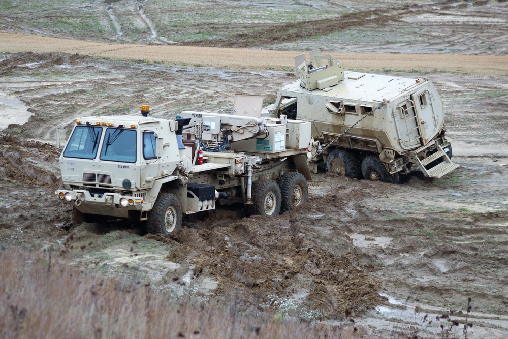 Fort McCoy RTS-Maintenance holds first vehicle recovery operations course for fiscal year 2021