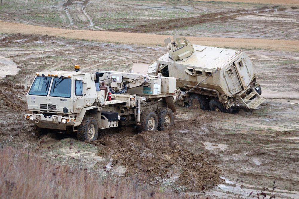 Fort McCoy RTS-Maintenance holds first vehicle recovery operations course for fiscal year 2021