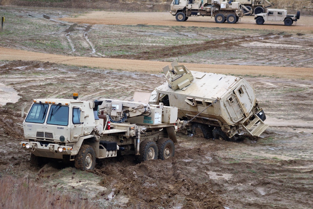 Fort McCoy RTS-Maintenance holds first vehicle recovery operations course for fiscal year 2021