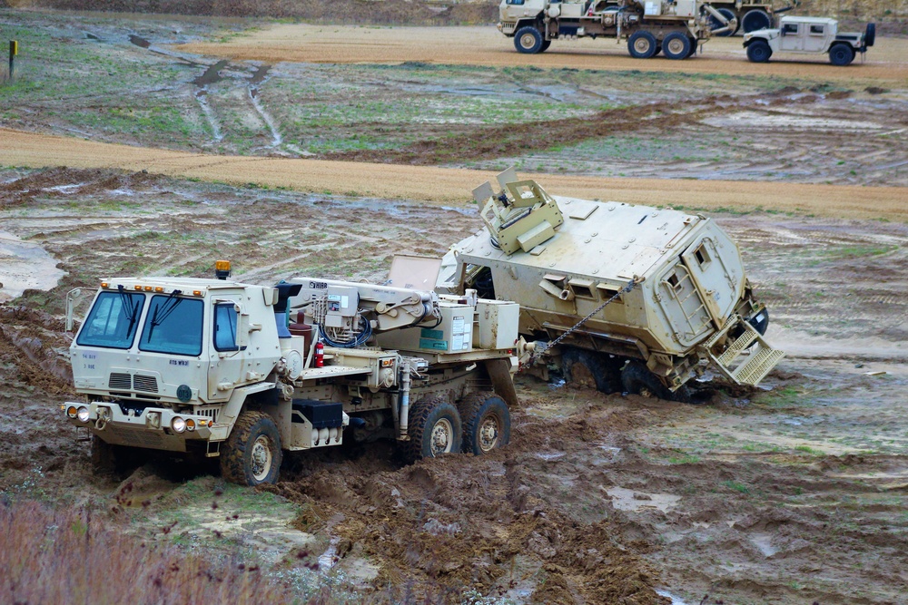 Fort McCoy RTS-Maintenance holds first vehicle recovery operations course for fiscal year 2021