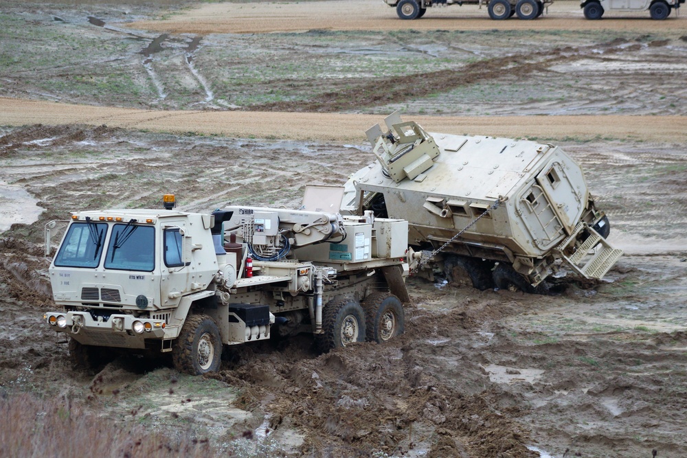 Fort McCoy RTS-Maintenance holds first vehicle recovery operations course for fiscal year 2021