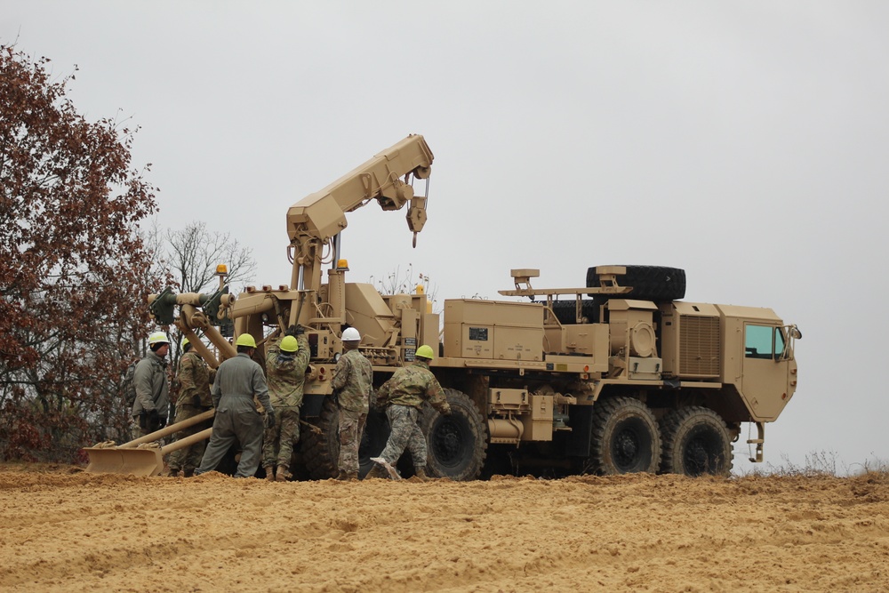 Fort McCoy RTS-Maintenance holds first vehicle recovery operations course for fiscal year 2021