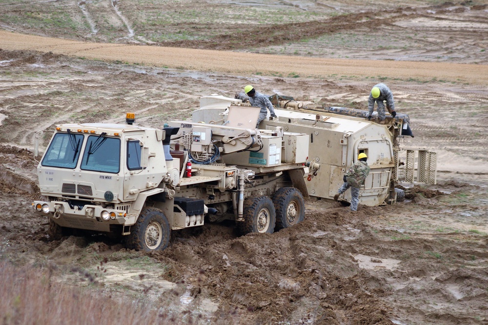 Fort McCoy RTS-Maintenance holds first vehicle recovery operations course for fiscal year 2021