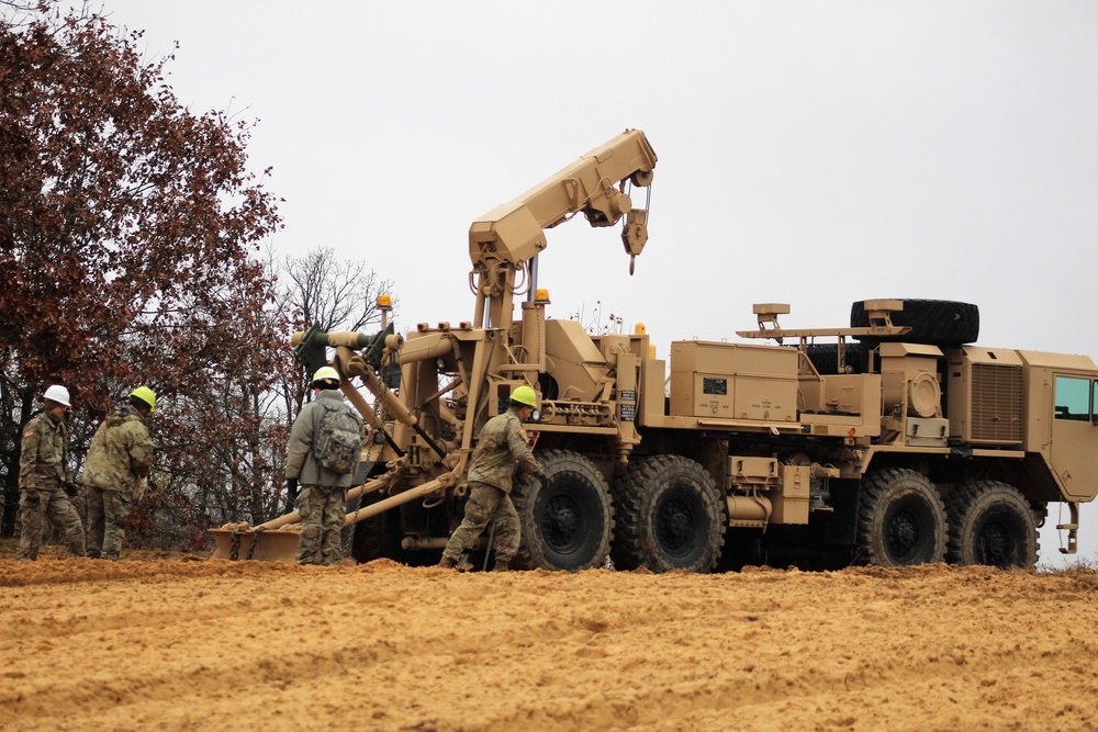 Fort McCoy RTS-Maintenance holds first vehicle recovery operations course for fiscal year 2021