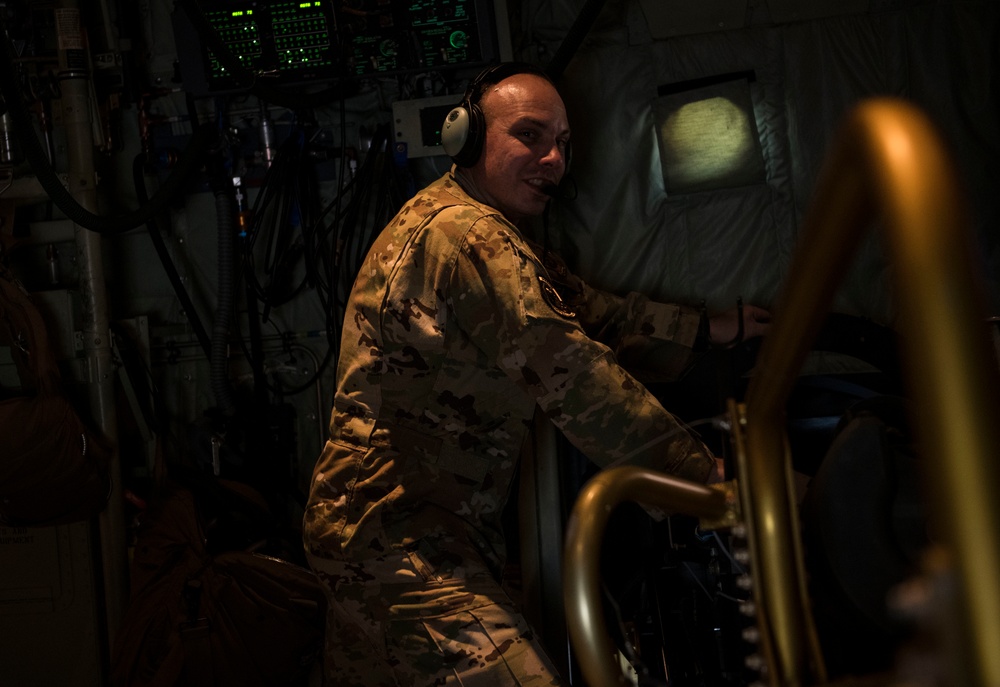 Gunship crew maintains mission readiness