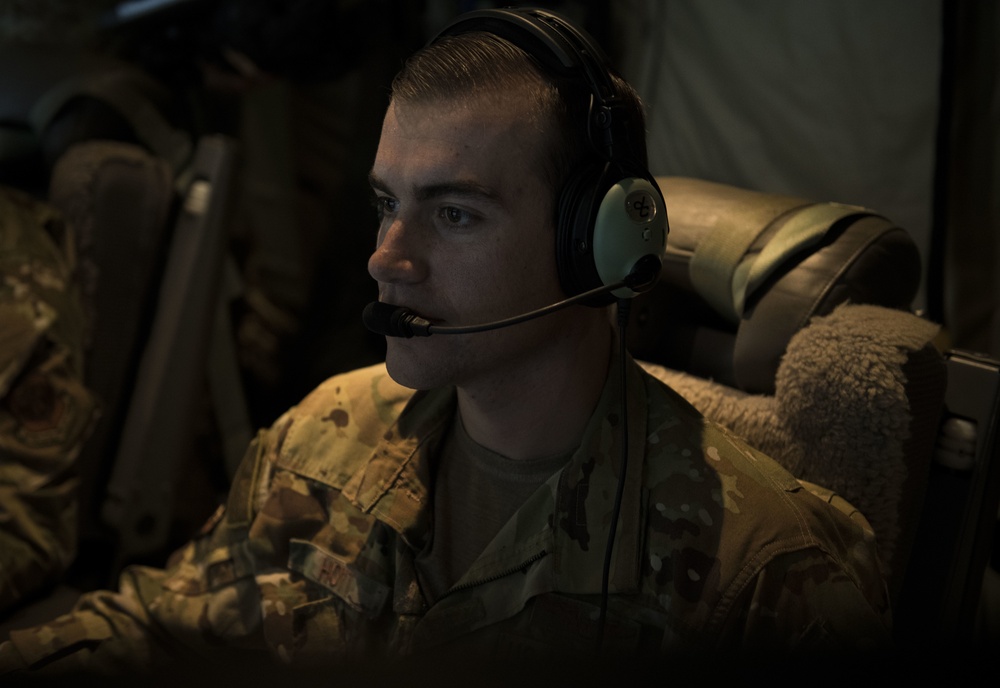 Gunship crew maintains mission readiness