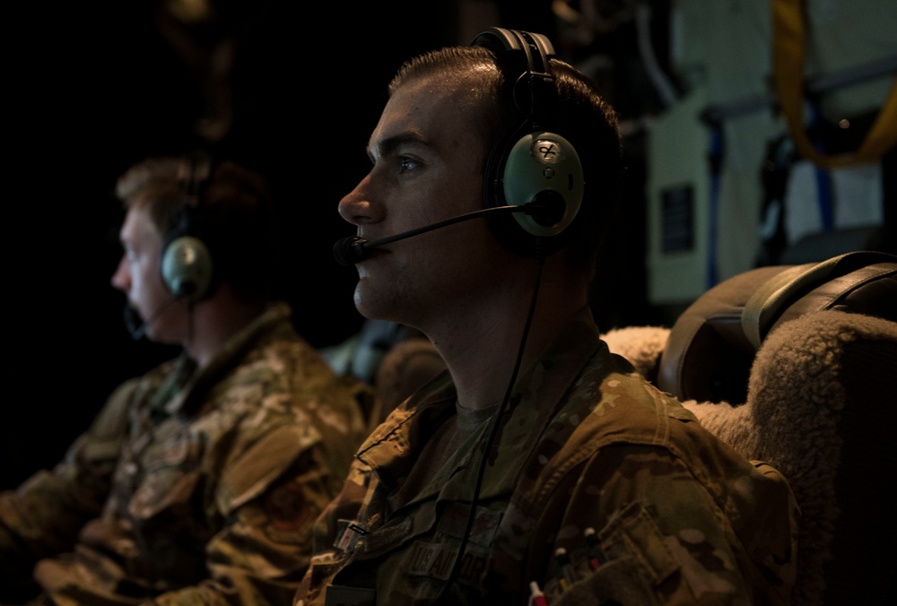 Gunship crew maintains mission readiness