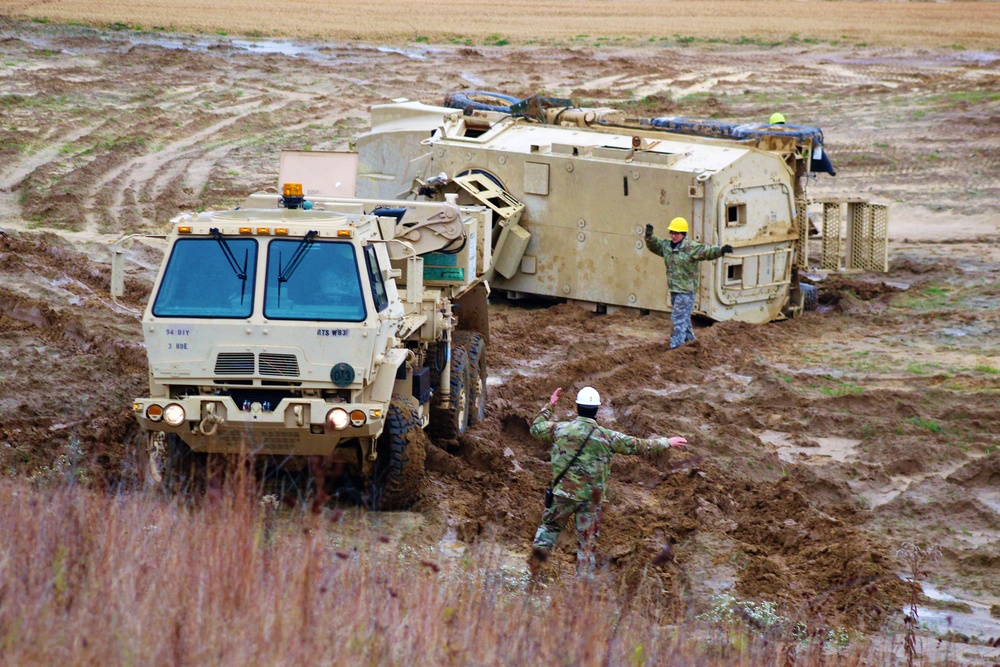 Fort McCoy RTS-Maintenance holds first vehicle recovery operations course for fiscal year 2021
