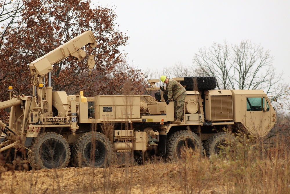 Fort McCoy RTS-Maintenance holds first vehicle recovery operations course for fiscal year 2021