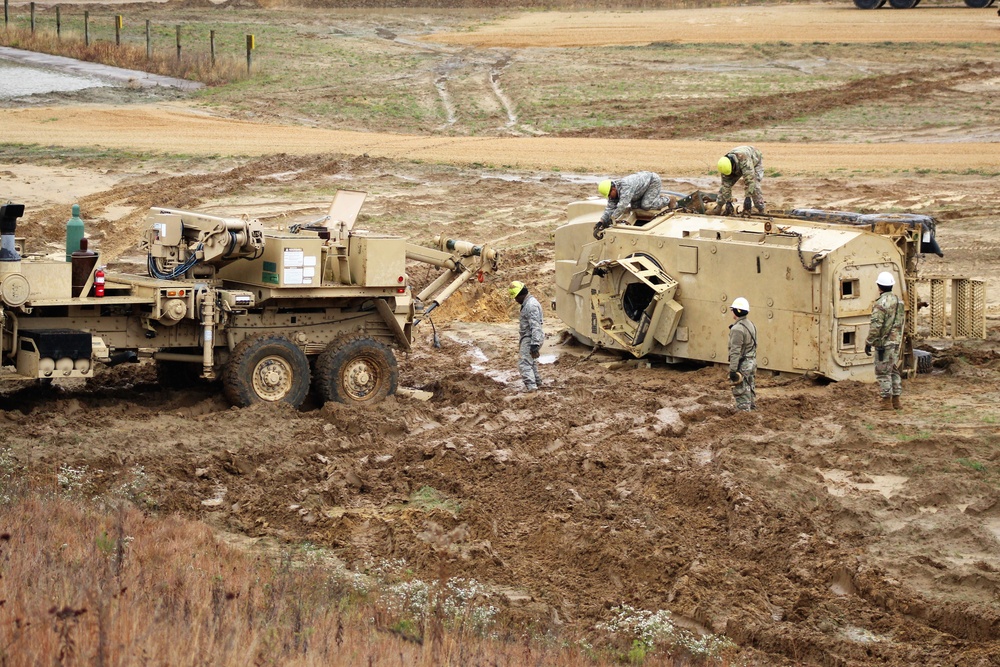 Fort McCoy RTS-Maintenance holds first vehicle recovery operations course for fiscal year 2021